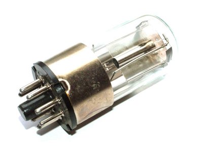 2D9S high-stable diode metal base tube