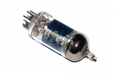 EF91 / 6F12 / 8D3 / 6AM6 / CV138 Mullard tube