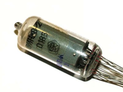 IN-8-2 nixie tube (original box)