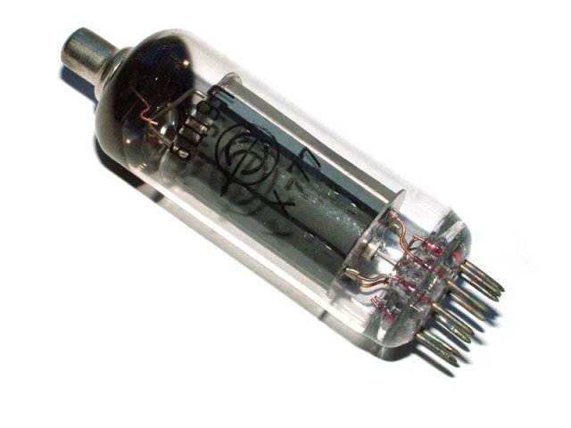 6C19P / EY83 damping diode tube