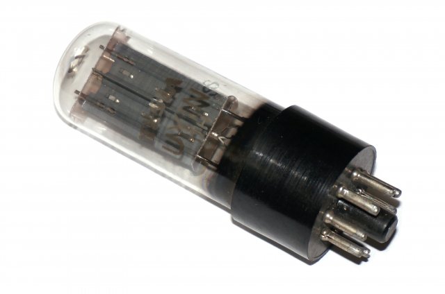 UY1NS TESLA half-wave rectifier tube