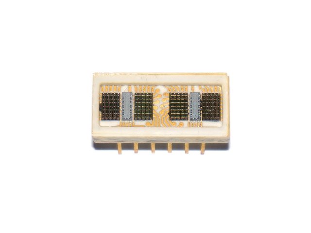 IPV72A-4/5x7K (red color dot, ceramic base, gold pins) LED indicator display