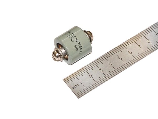 K15Y-1 10kV 33pF 8kVar ceramic HV doorknob capacitor
